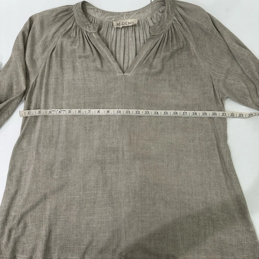 M. Rena Cinched Back Ruched Blouse V-neck size S/M - Picture 8 of 13